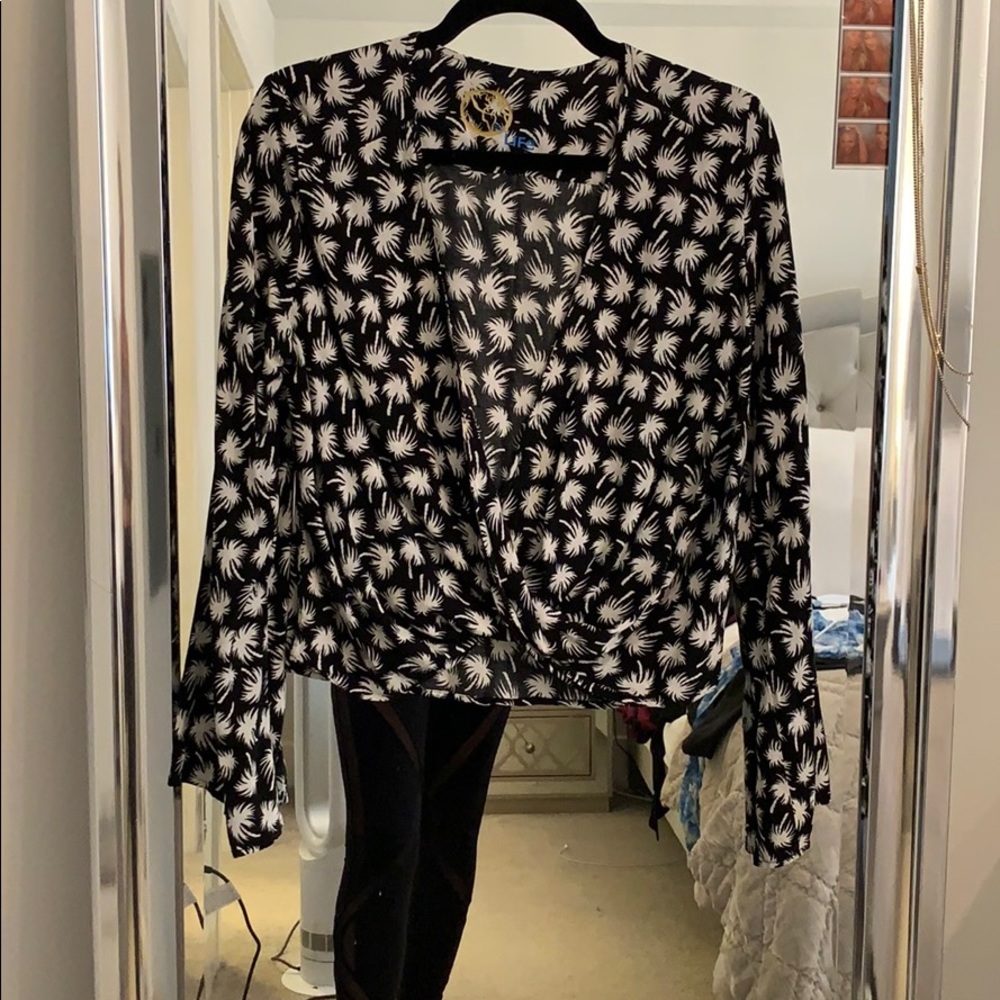 Blue life palm tree blouse